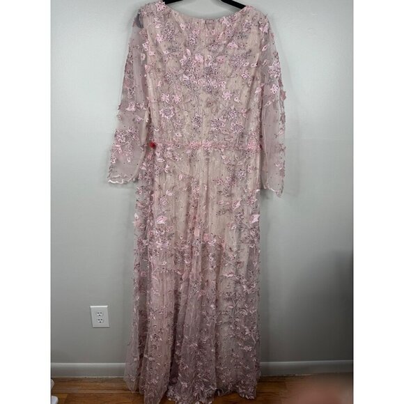 Mac Duggal 67483 Raspberry Floral Applique Long Sleeve Illusion Gown Size 18 NWT - Picture 8 of 10